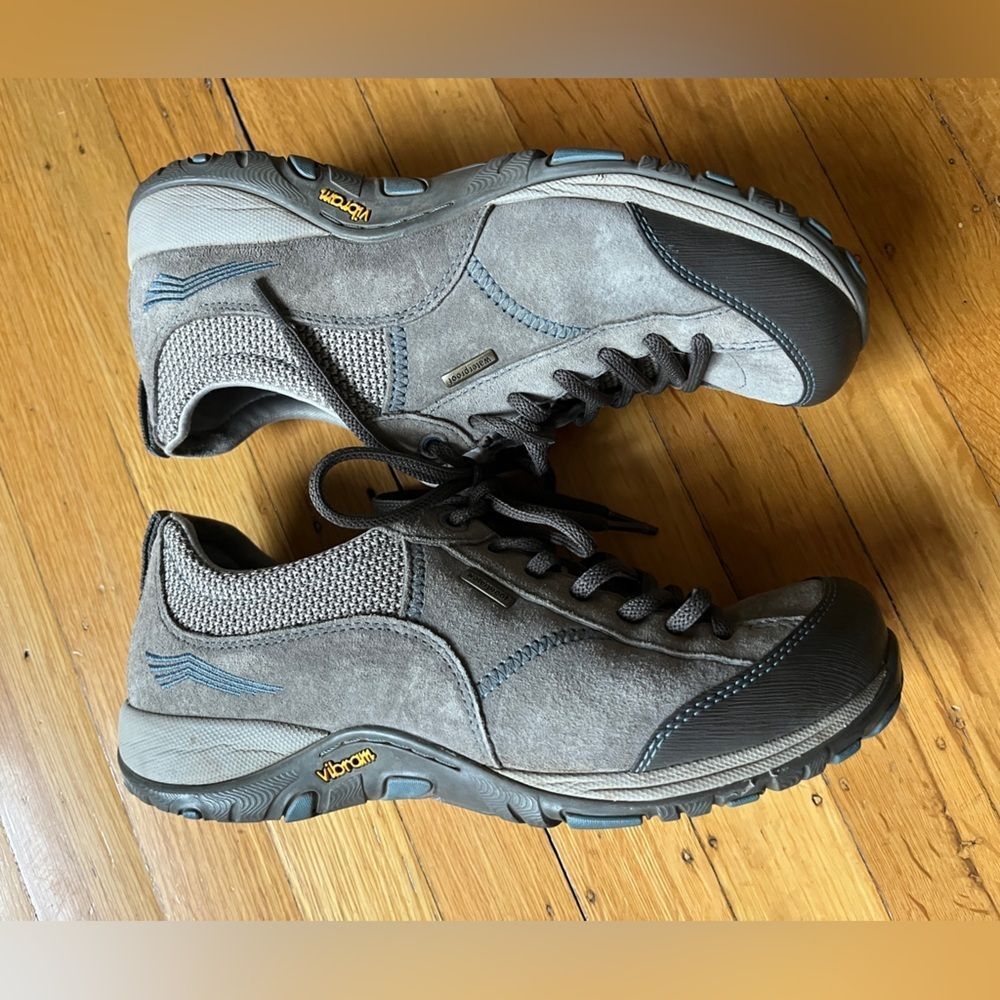 Dansko vibram paisley shoes hiking sneakers boots outdoor 38 grey 8 7.5
